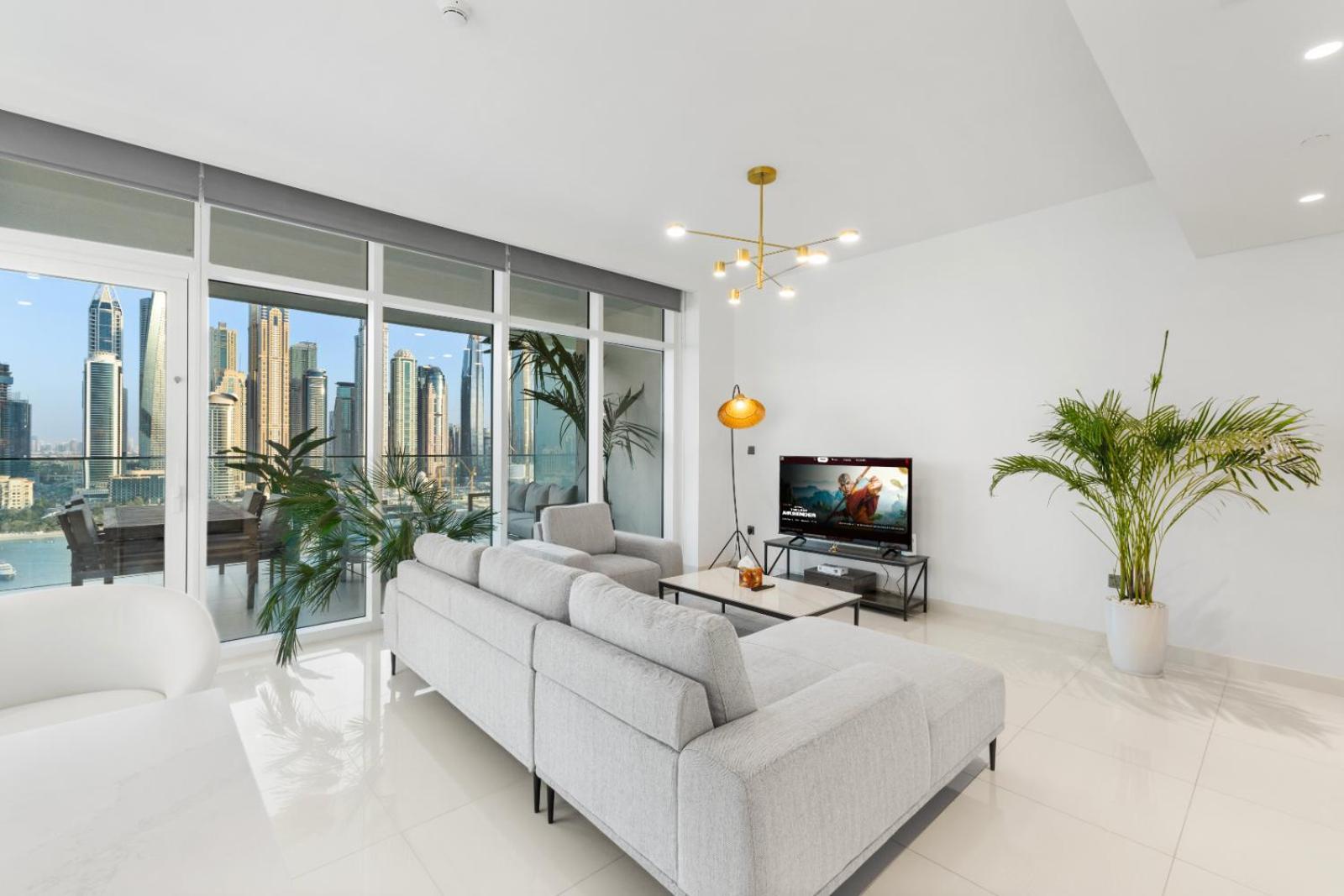 Full Sea View & Skyline - 4br Lux Beachfront Apartment Dubai