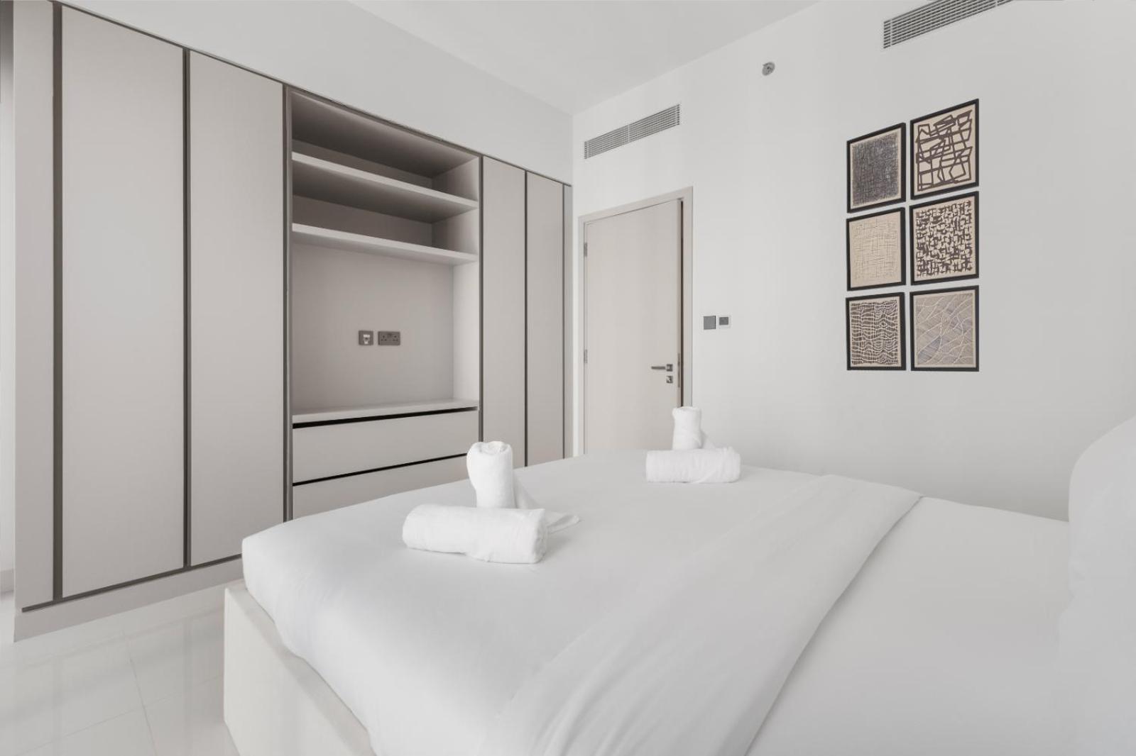 Apartment Full Sea View & Skyline - 4br Lux Beachfront